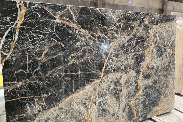 سنگ مرمریت گلدن بلک Gholden black